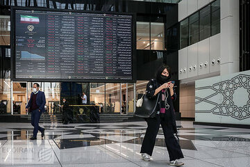 وضعیت قرمز در بازار سرمایه/ فرار حقیقیها از بورس تهران ادامه دارد؟ | ایران ماین