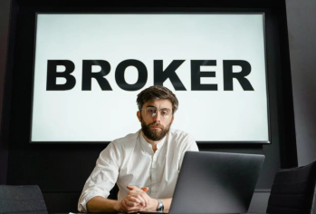 معرفی برترین بروکرهای فارکس برای معامله‌گران حرفه‌ای | ایران ماین