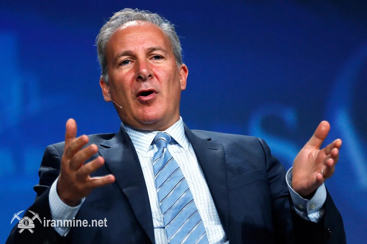 انتقاد پیتر شیف از کمپانی استراتژی برای تمرکز انحصاری روی بیت کوین | ایران ماین